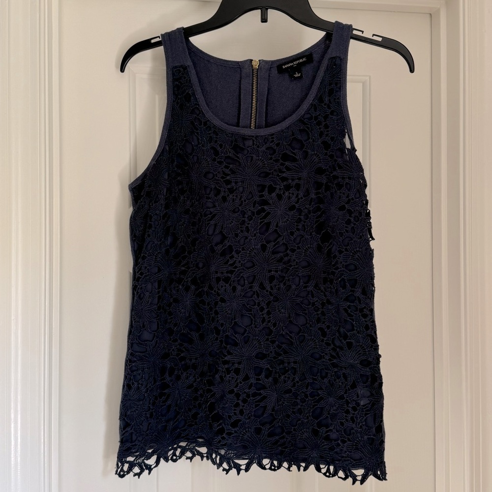 Banana Republic lace tank